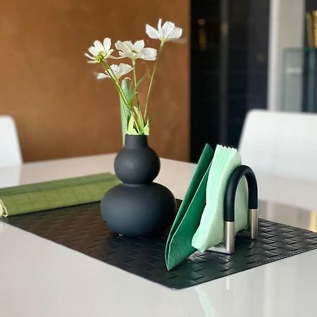 Lovely 1-Bedroom Apartament With Free Parking Sófia Exterior foto